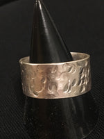 Rain Spot Textured Ring